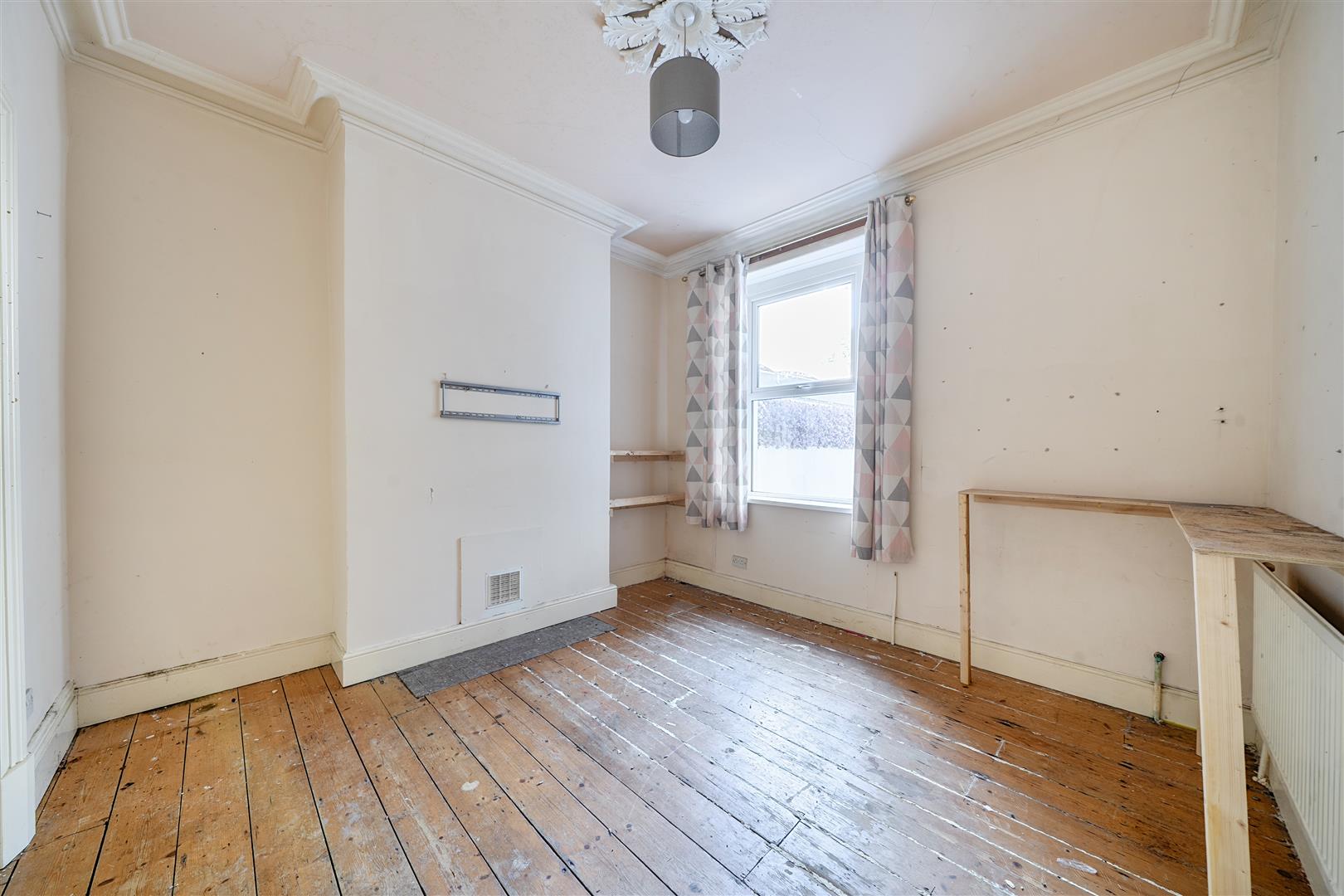 Montpelier Terrace, Mount Pleasant, Swansea, SA1 6JW